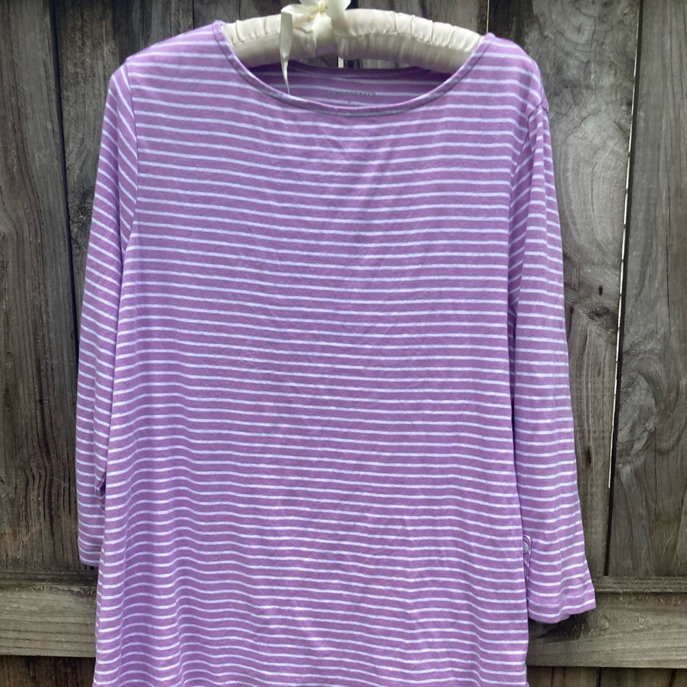Appleseed’s cotton lilac top